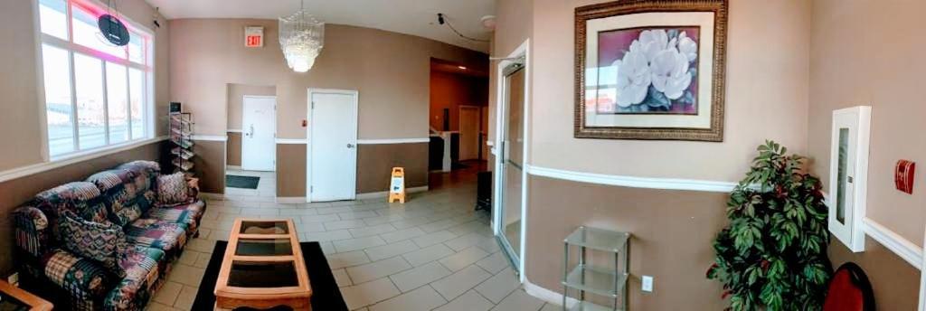 Bonnyville Hotel Exterior photo